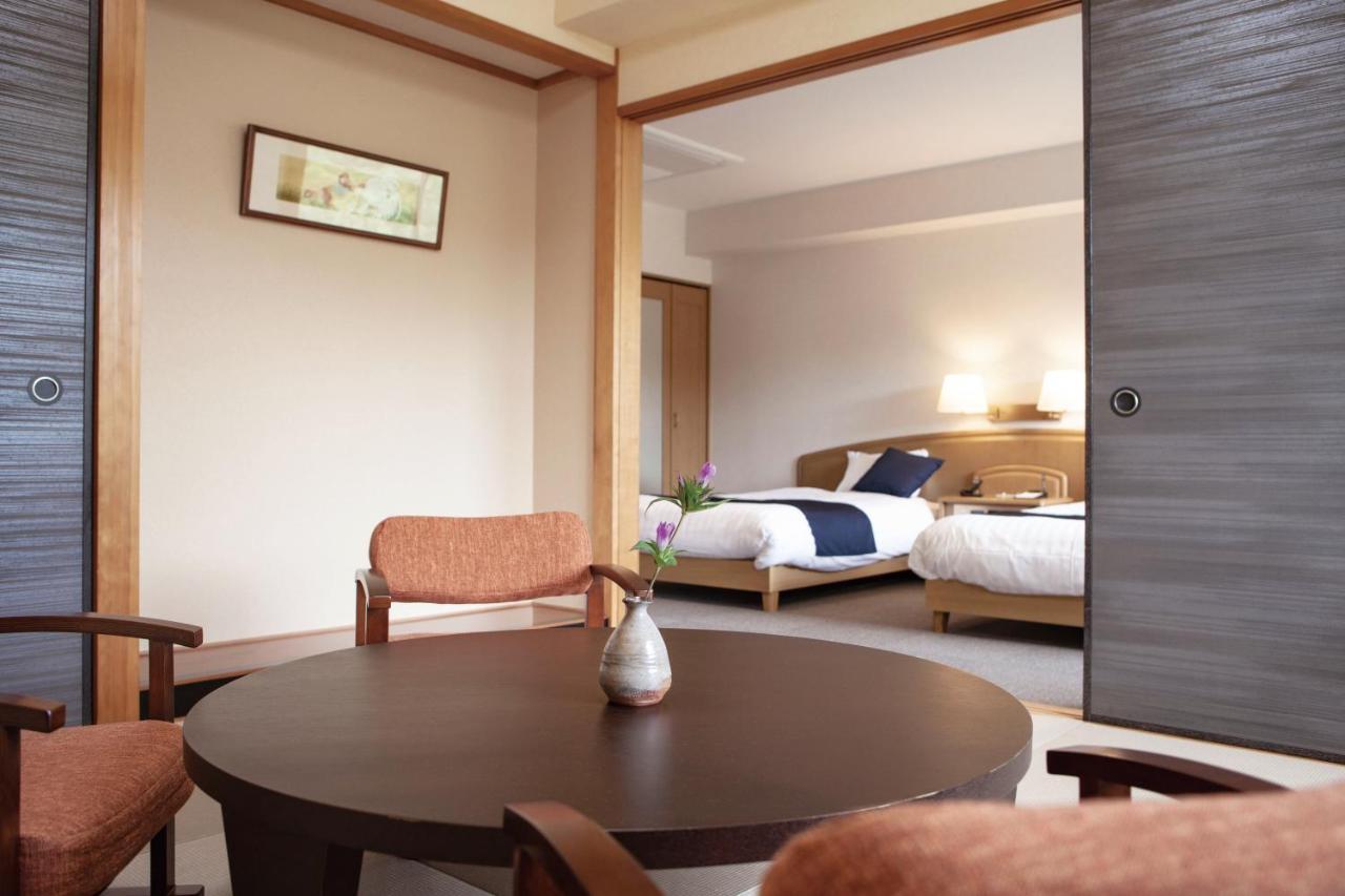 Spa Resort Taqua Taku Ngoại thất bức ảnh